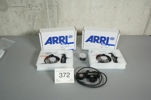 Lot: 372 - Controlled Lens Motor - CLM-4 Motor Unit Set of 3