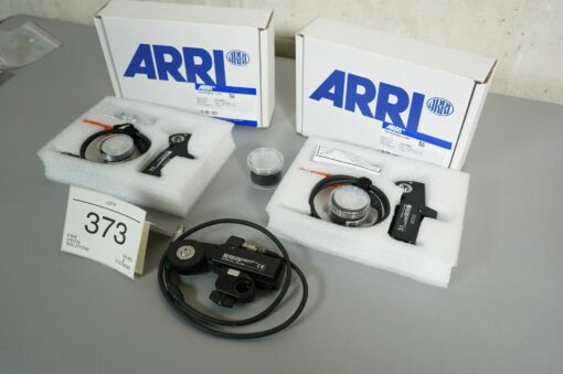 Lot: 373 - Controlled Lens Motor - CLM-4 Motor Unit Set of 3 - Image 3