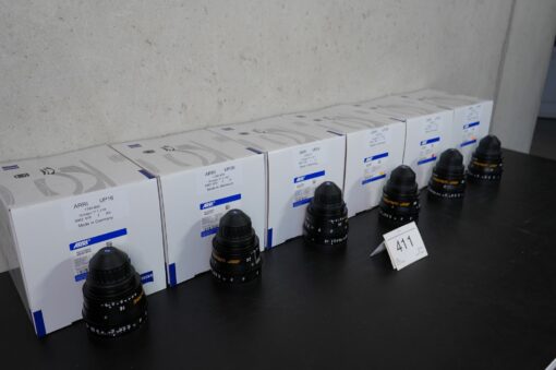 Lot: 411 - ARRI Ultra Prime Set of 6 in feet - Set 4 (16, 20, 24, 28, 32, 40) - Image 3