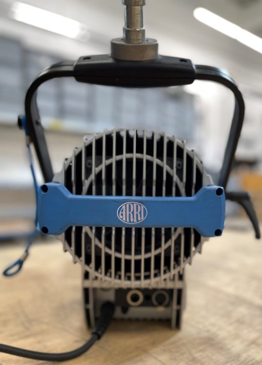 ARRI L7-C Stand-Mount blue/silver Schuko - Image 4