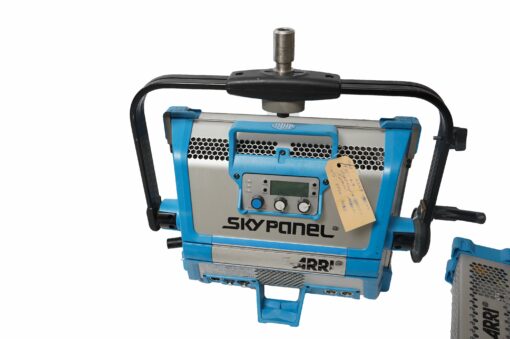 ARRI Skypanel S30C MAN Blue/Silver - Image 2
