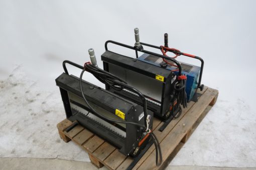 2x Aturo 1x no name Floodlight - Image 6