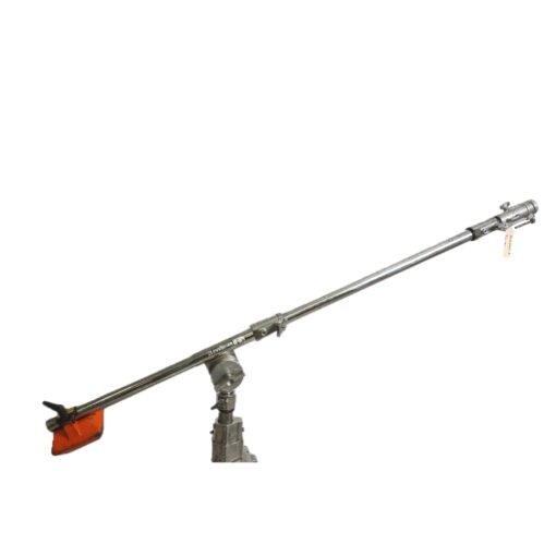 Avenger Junior Boom D650
