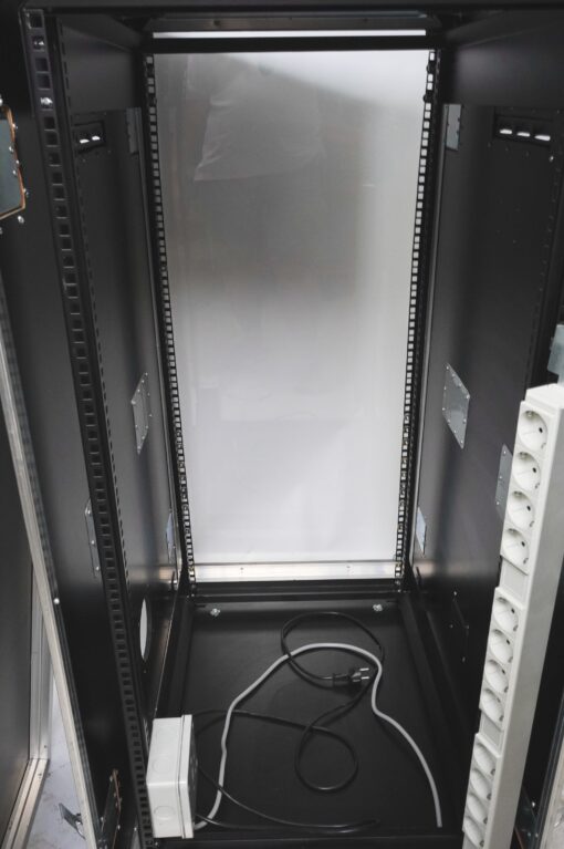 Flightcase Server/ Dimmer Rack - Image 11