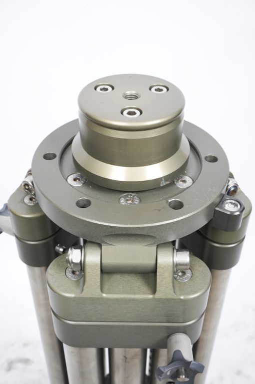 GF-Tripod with Euro adapter - Image 8
