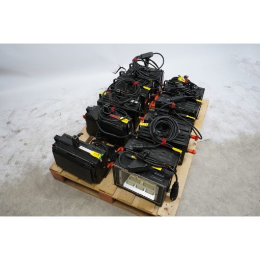 12x STRAND LIGHTING IRIS 1