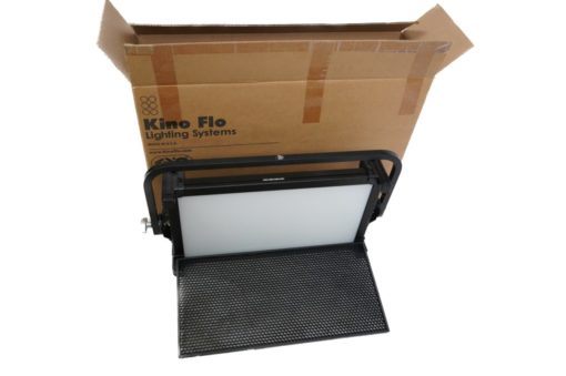 EX- DEMO KinoFlo - Celeb LED 250 DMX Kit Center Mount Travel Case - Image 2